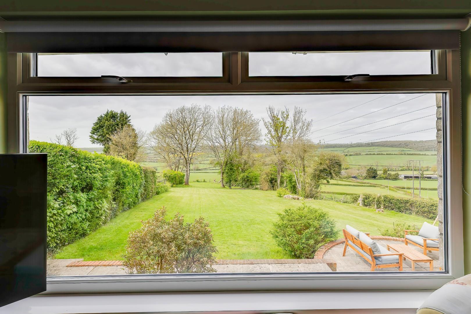 86a Port Road East, Barry, CF62 9PU